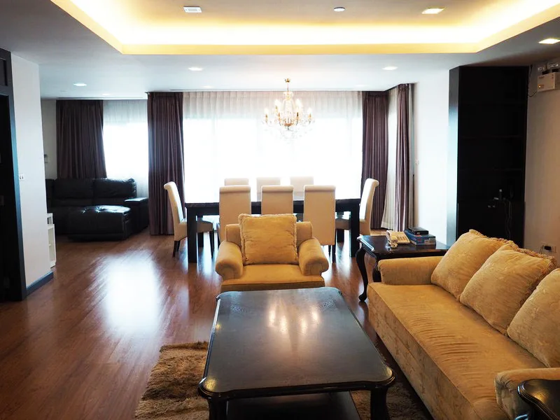 Sathorn Gardens — photo 31