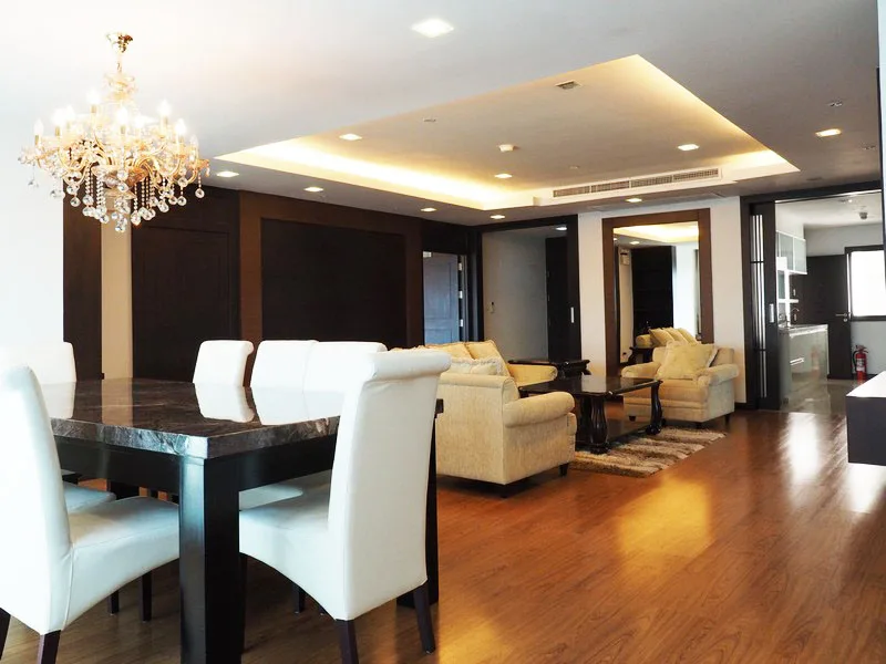 Sathorn Gardens — photo 34