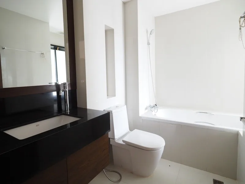 Sathorn Gardens — photo 4