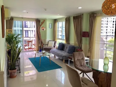 Serene Place Sukhumvit 24
