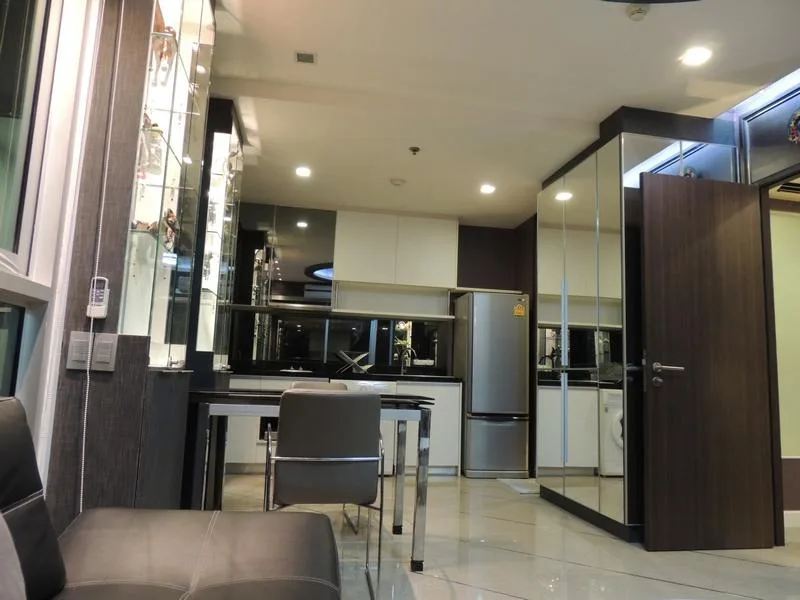 Sky Walk Condominium — photo 6