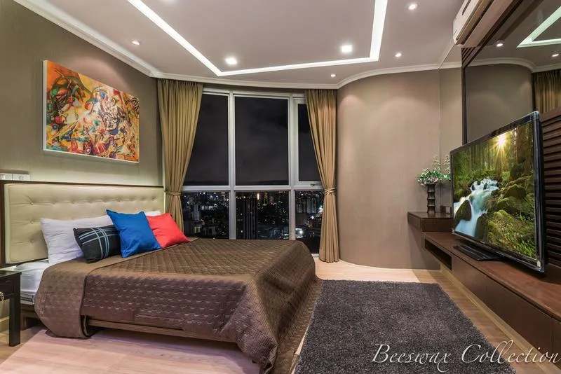 Sky Walk Condominium — photo 8