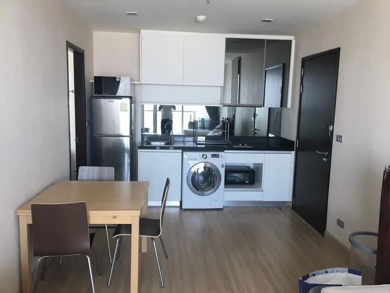 Sky Walk Condominium — photo 3