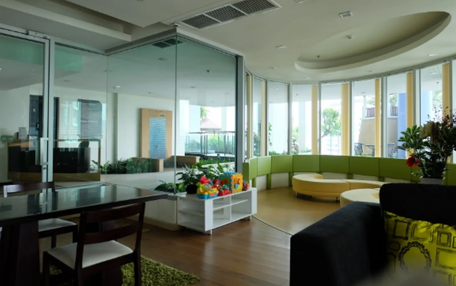 Sky Walk Condominium — photo 8