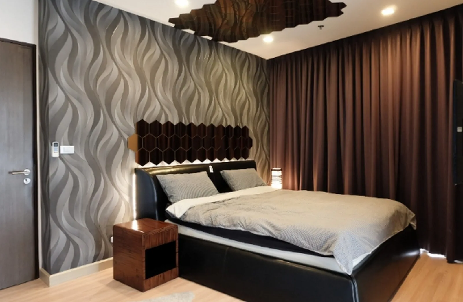 Sky Walk Condominium — photo 10