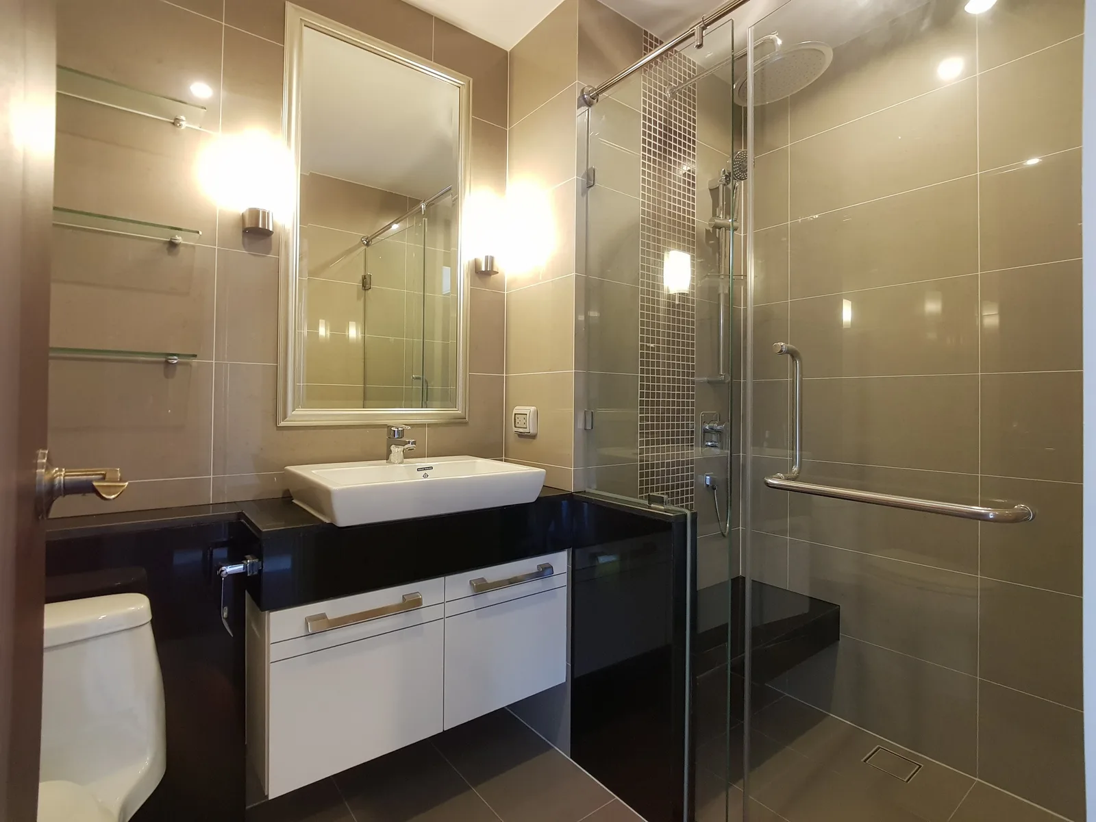Supalai Elite Sathorn - Suanplu — photo 16