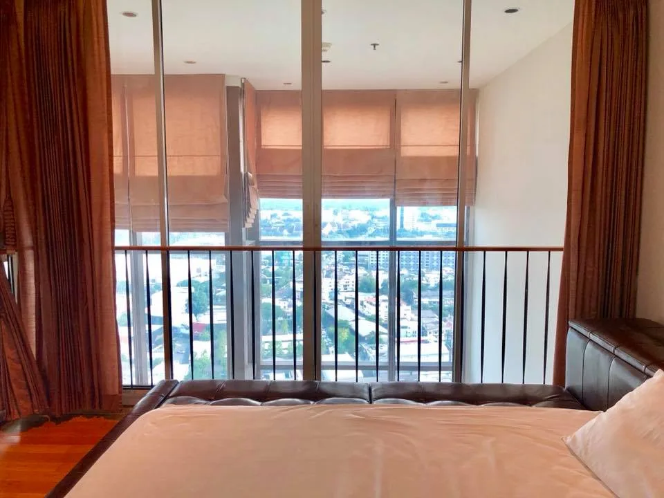 The Emporio Place — photo 13