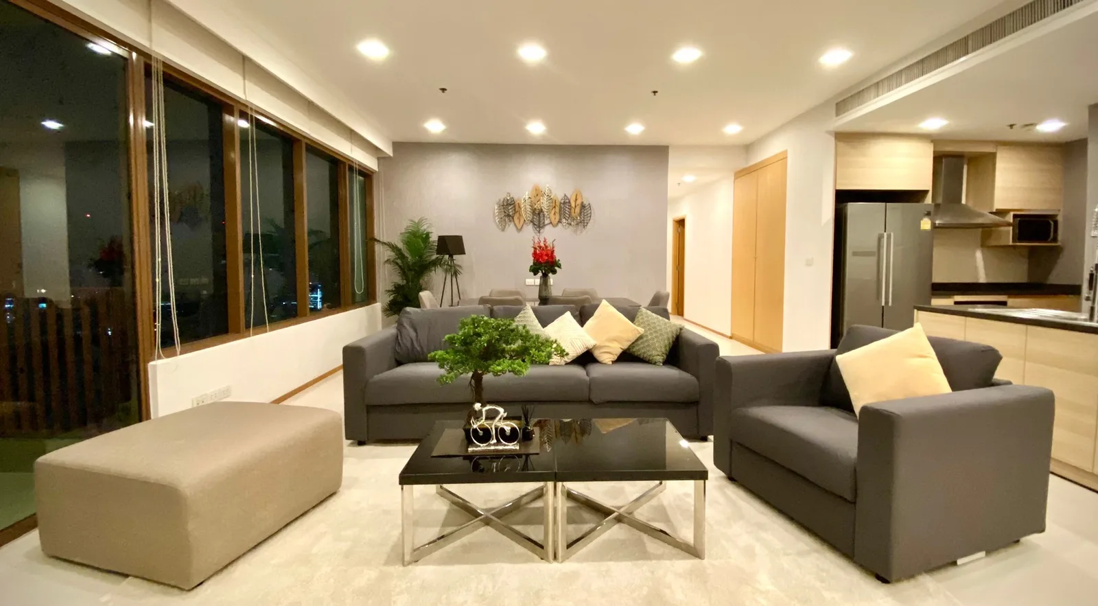 The Emporio Place — photo 1