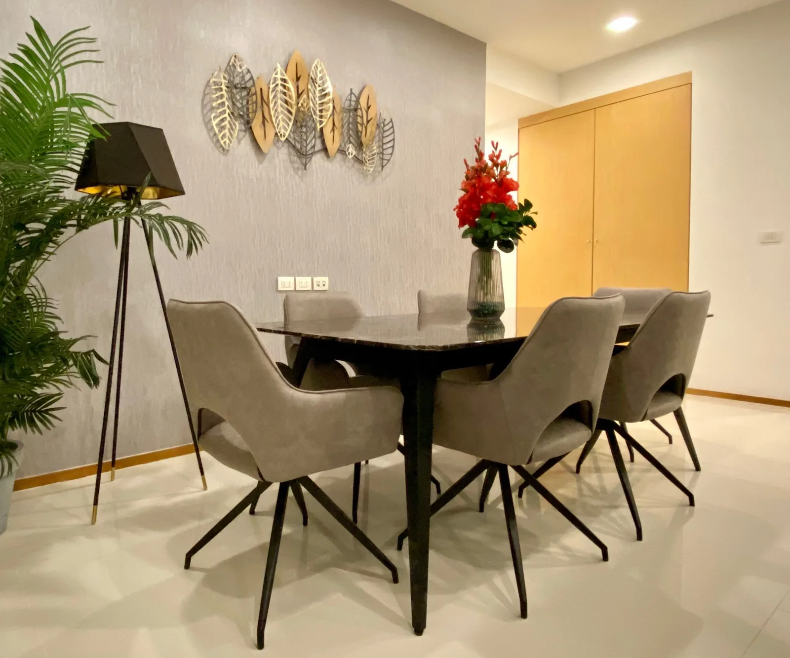 The Emporio Place — photo 6