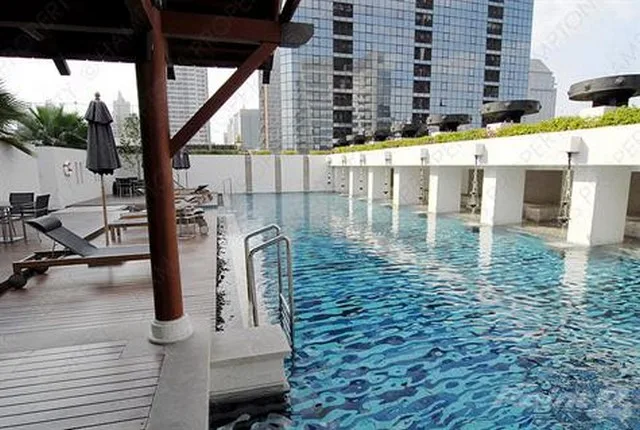 Athenee Residence — photo 9
