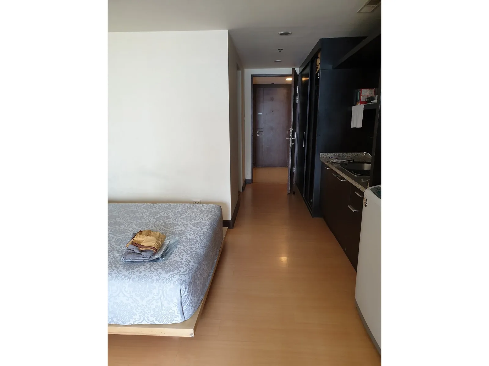 The Trendy Condominium — photo 2
