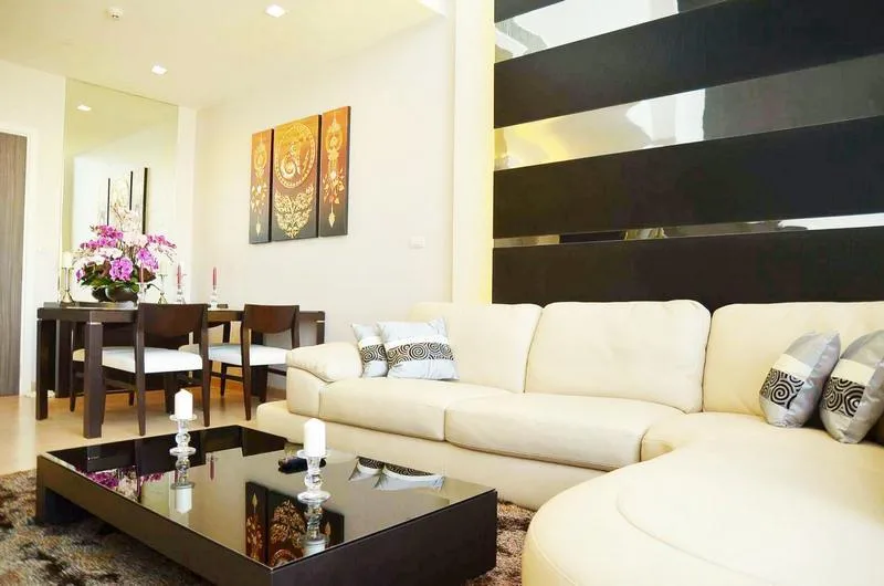 Urbano Absolute Sathon - Taksin — photo 1