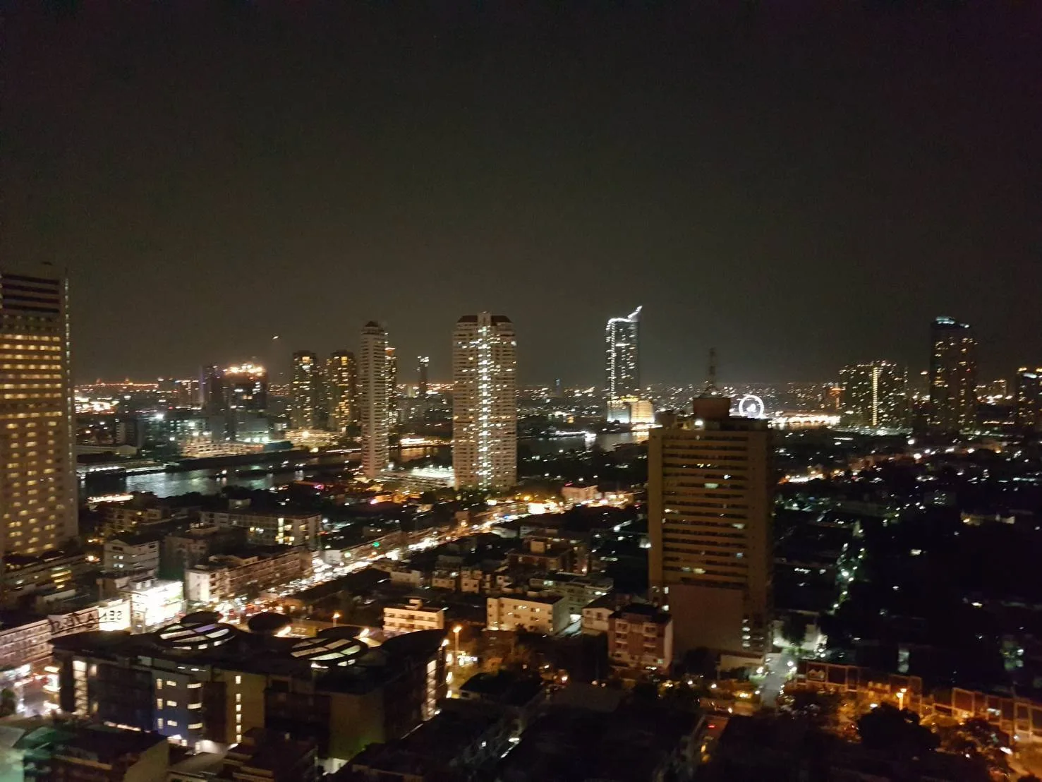 Urbano Absolute Sathon - Taksin — photo 11