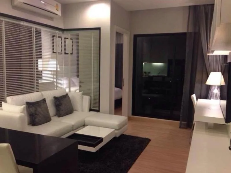 Urbano Absolute Sathon - Taksin — photo 1