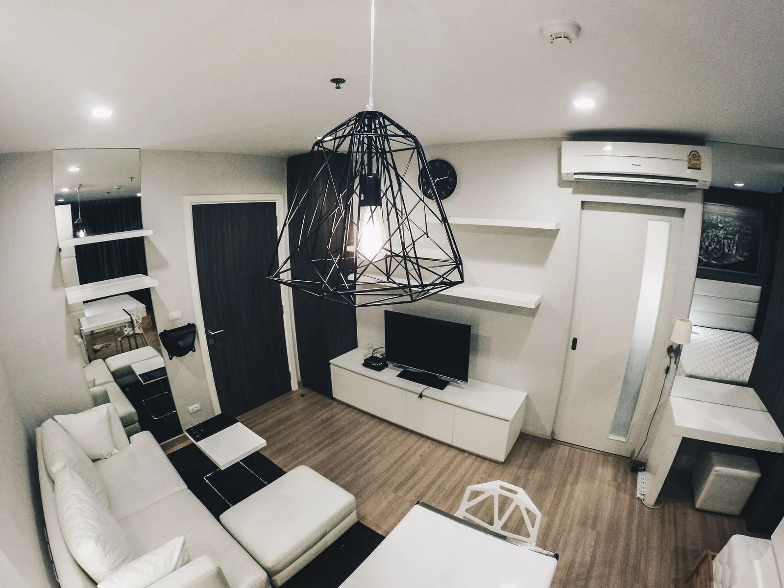 Urbano Absolute Sathon - Taksin — photo 17
