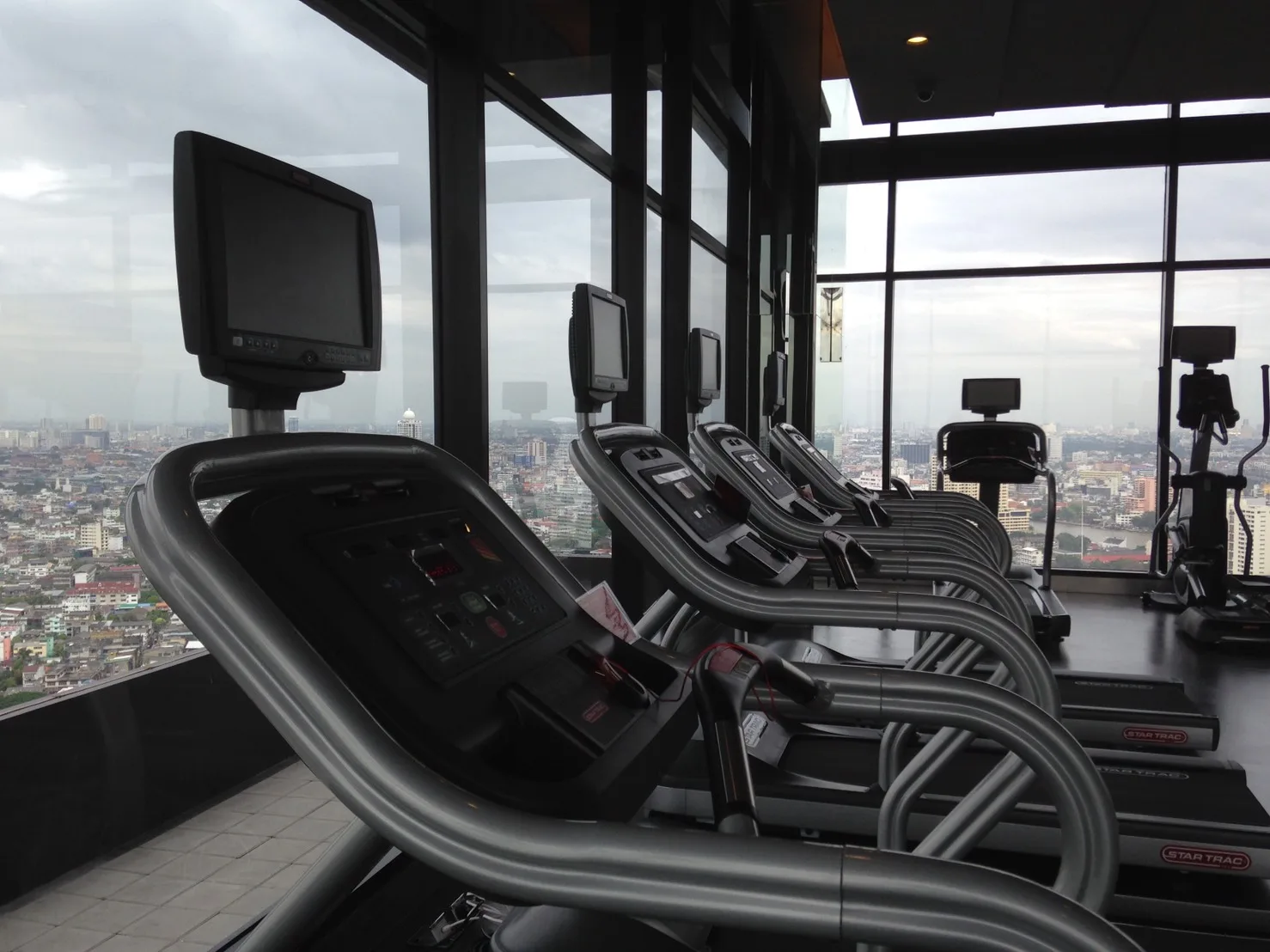 Urbano Absolute Sathon - Taksin — photo 14