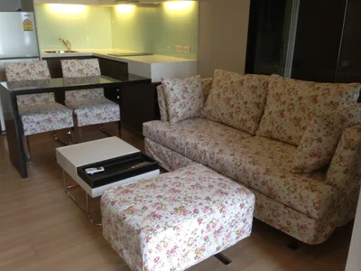 Urbano Absolute Sathon - Taksin