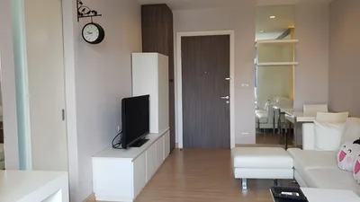 Urbano Absolute Sathon - Taksin