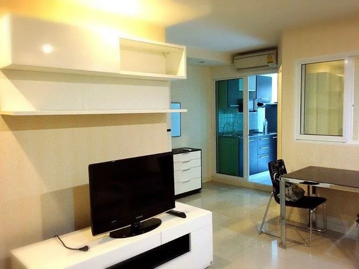 Zenith Place Sukhumvit 71 — photo 2