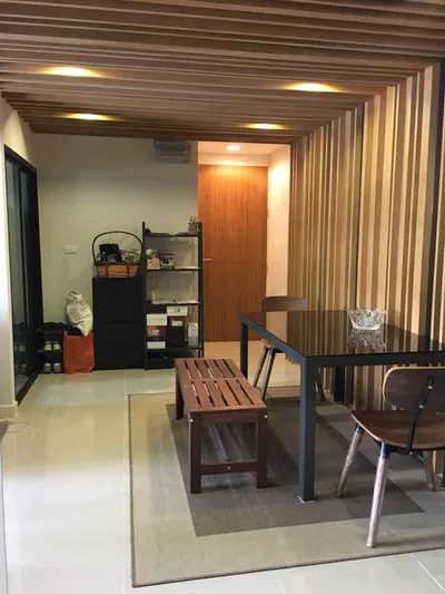 Zenith Place Sukhumvit 42