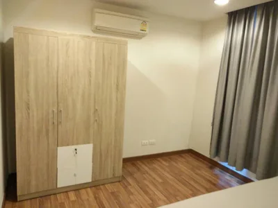 Zenith Place Sukhumvit 42