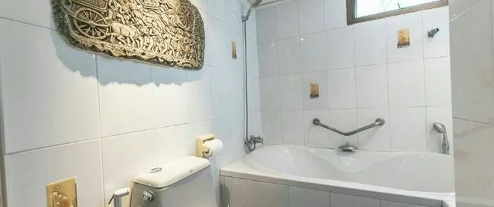 Beverly Tower Condo — photo 14