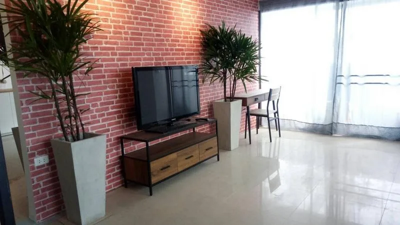 Beverly Tower Condo — photo 4