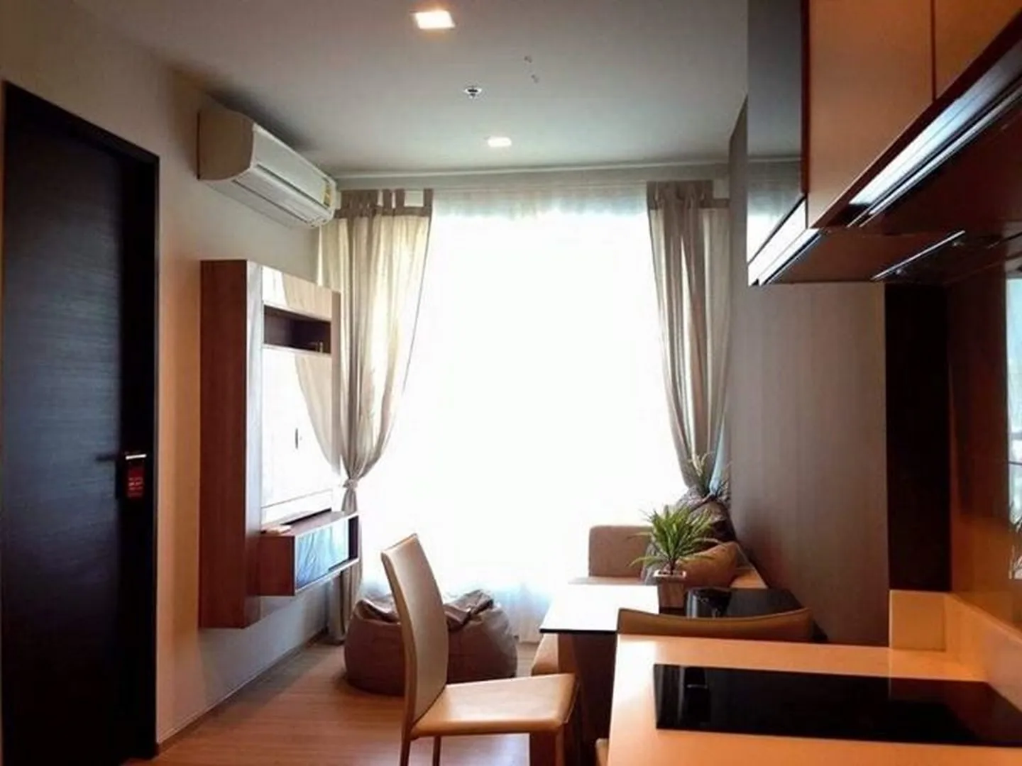 Rhythm Sathorn — photo 1