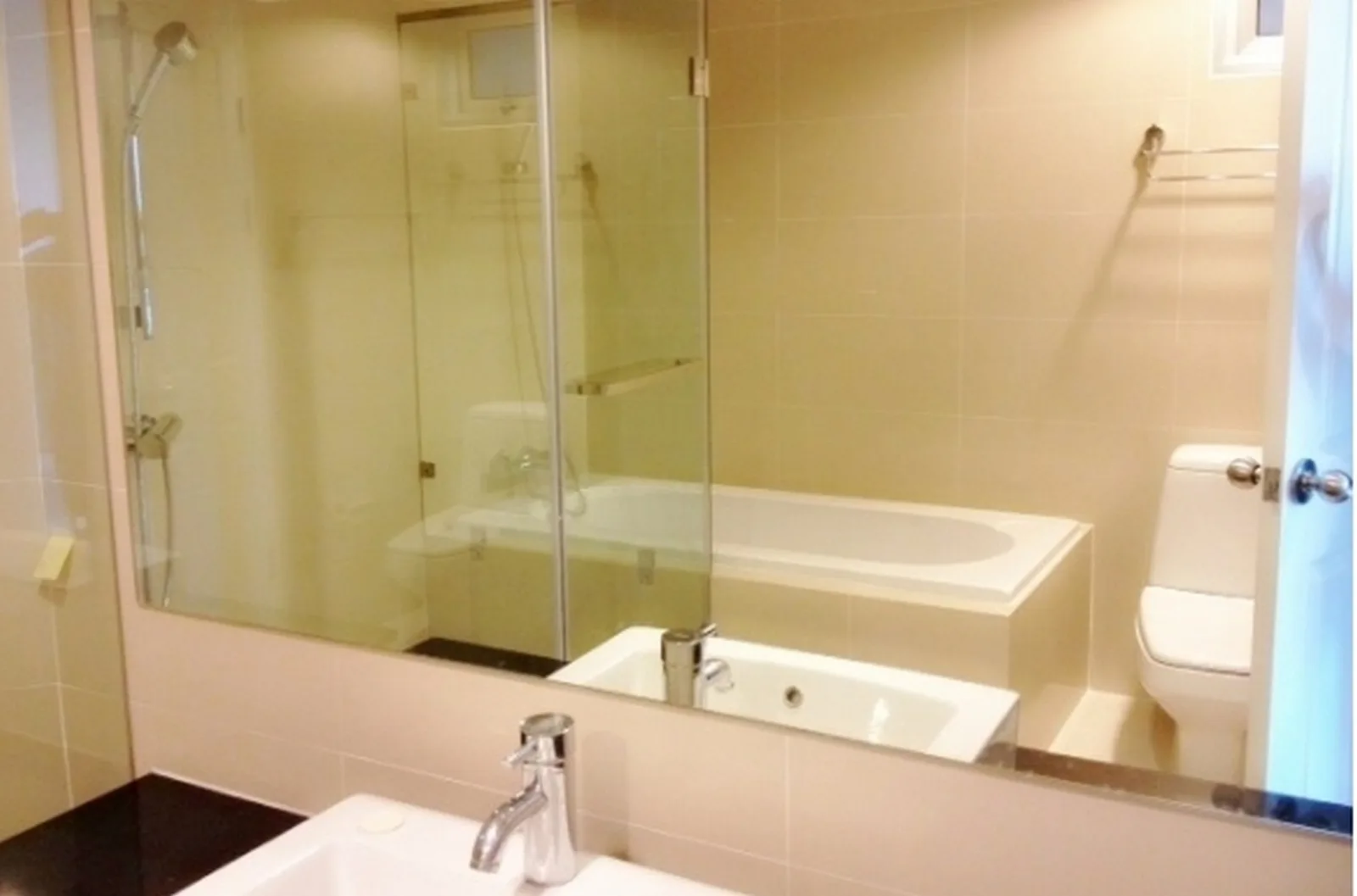 Belle Grand Rama 9 — photo 6