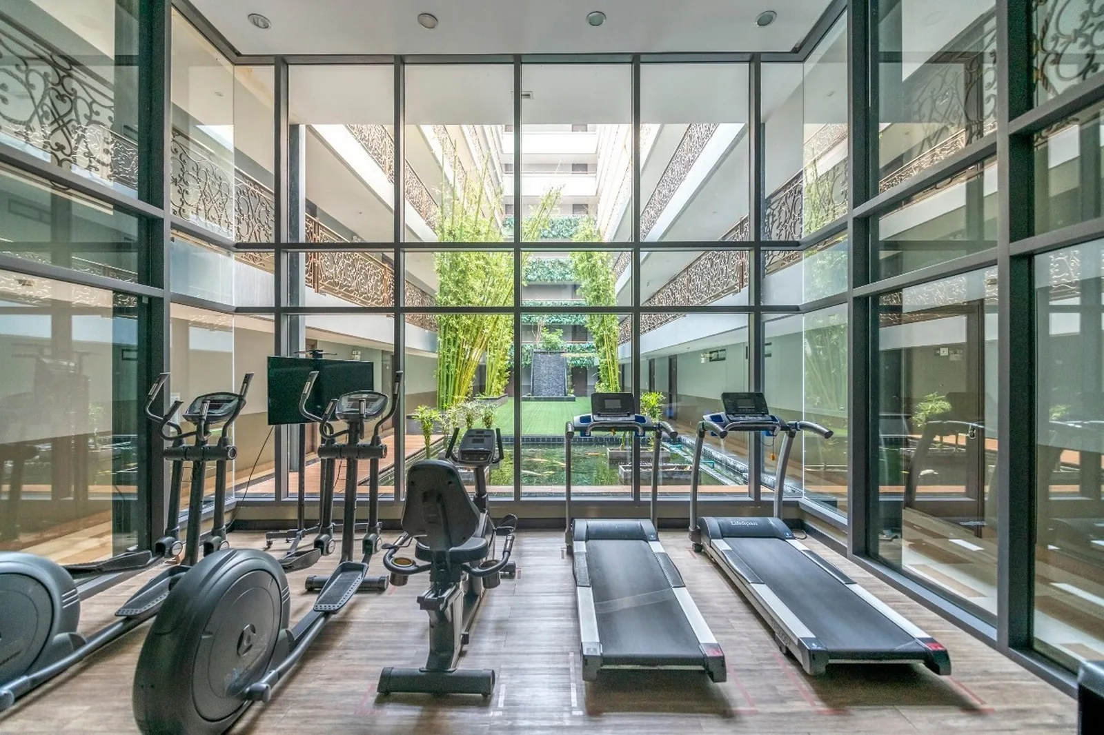 Tidy Deluxe Sukhumvit 34 — photo 16