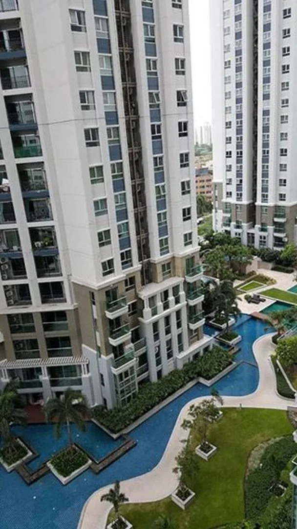 Belle Grand Rama 9 — photo 15