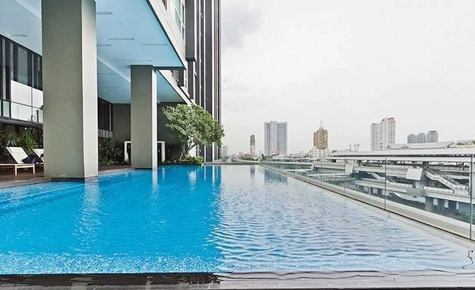 Hive Sathorn — photo 7