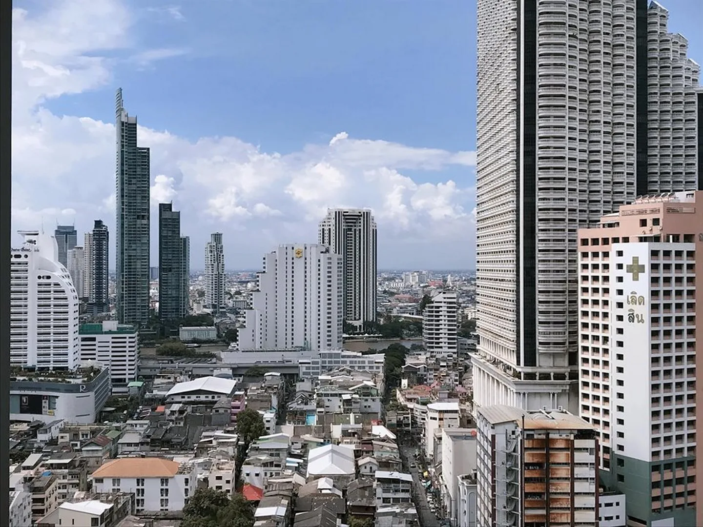 Noble Revolve Silom — photo 19