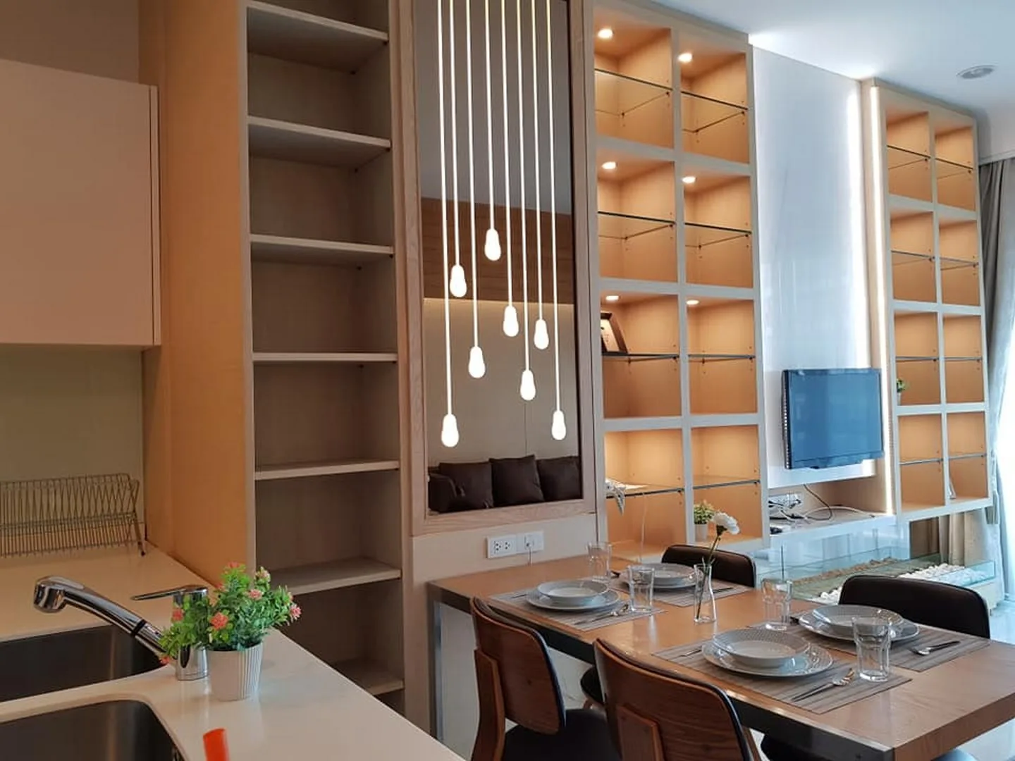 Q Langsuan — photo 10