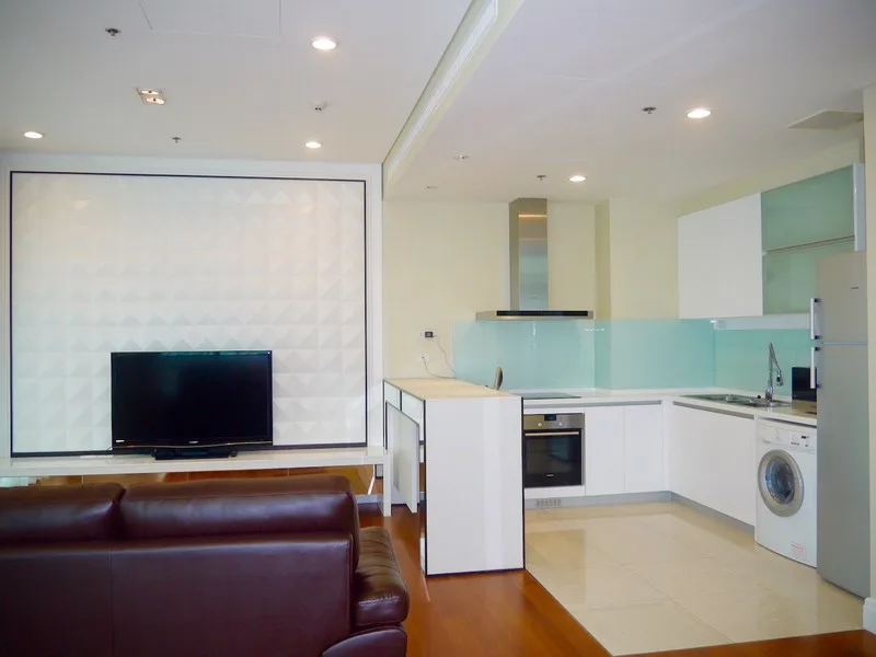 Bright Sukhumvit 24 — photo 8