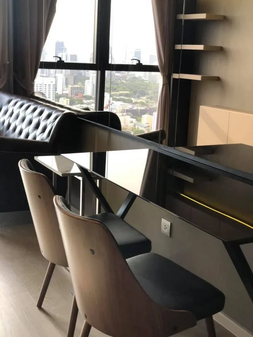 Ashton Asoke — photo 2