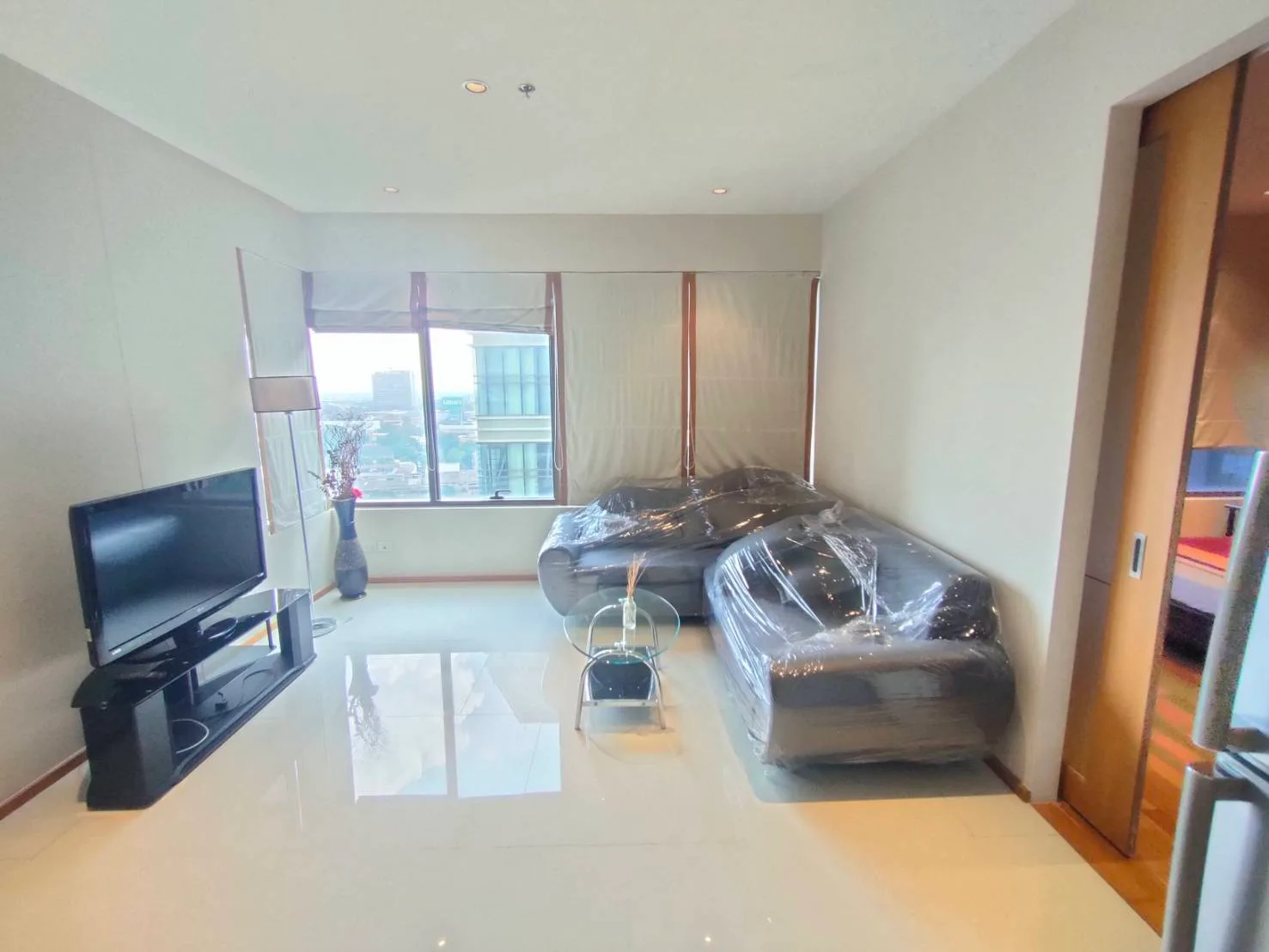 The Emporio Place — photo 2