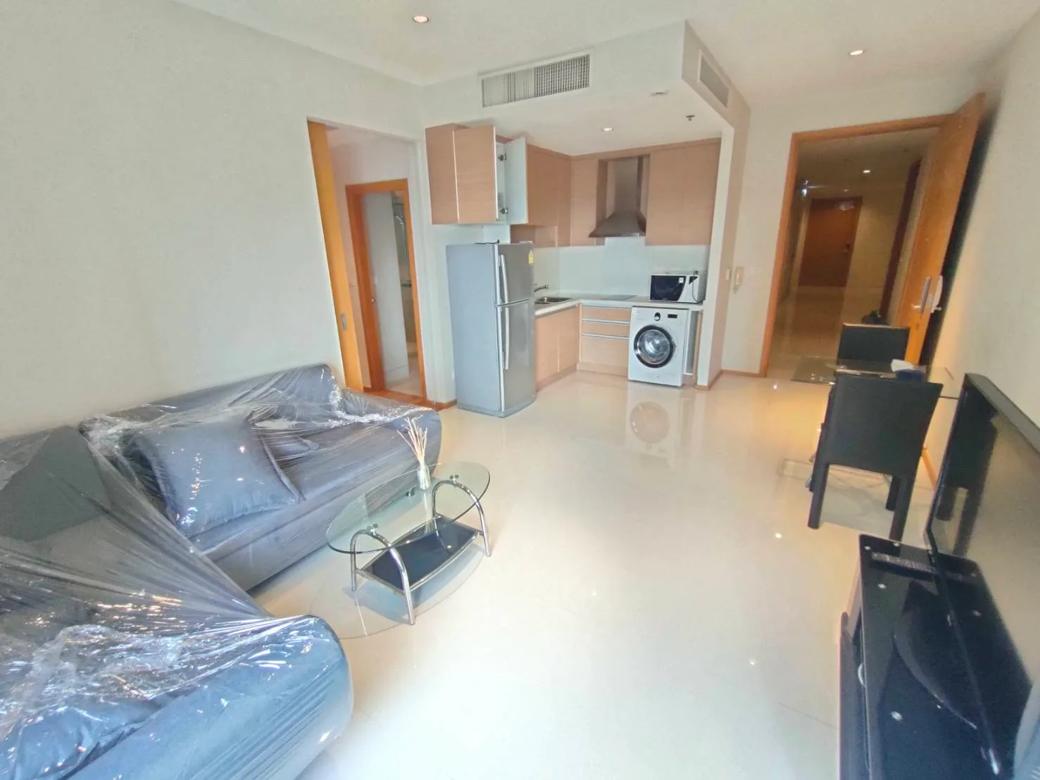 The Emporio Place — photo 7