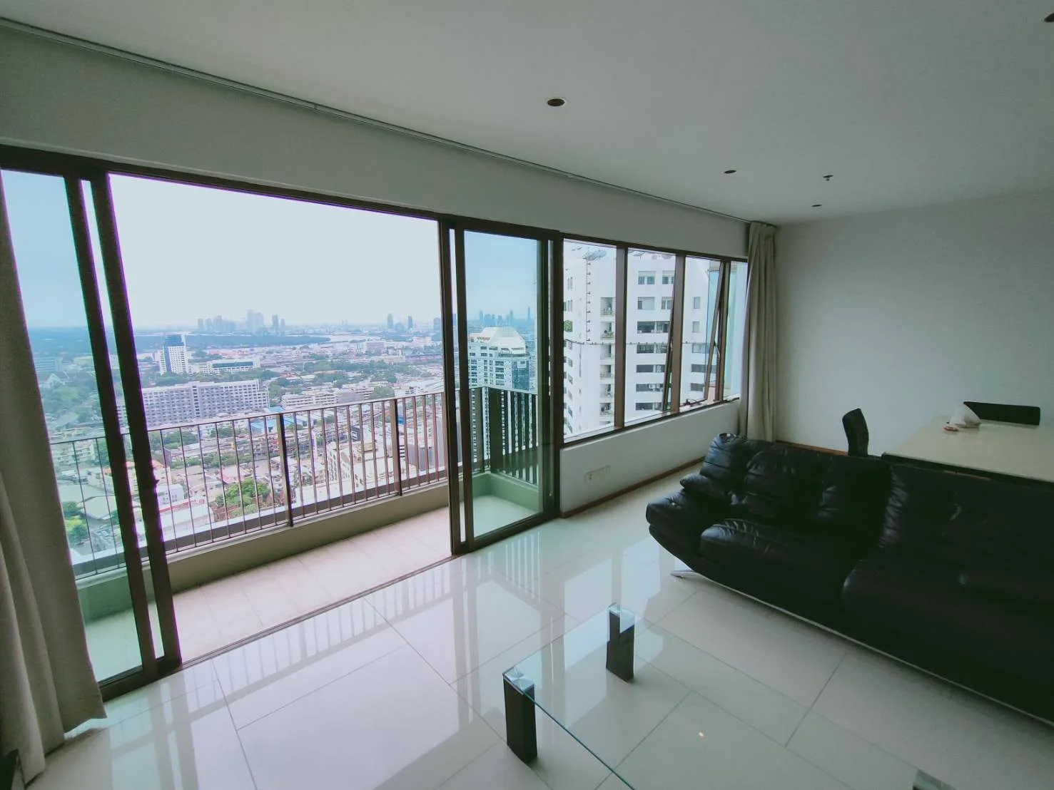 The Emporio Place — photo 1