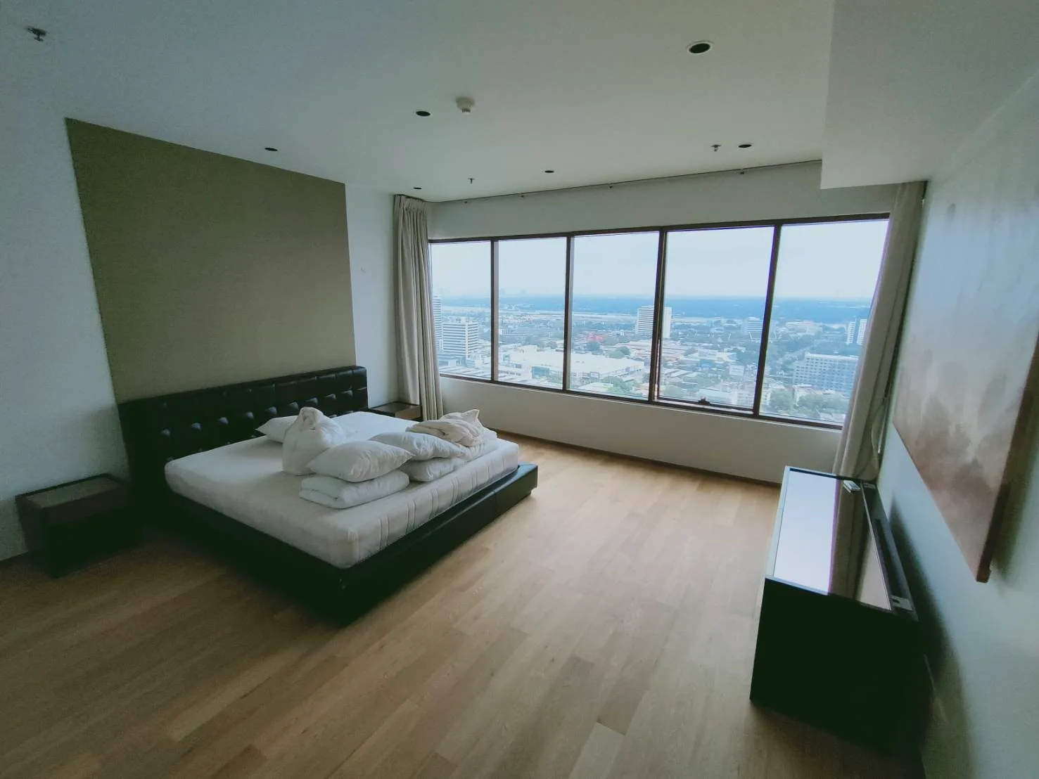 The Emporio Place — photo 6