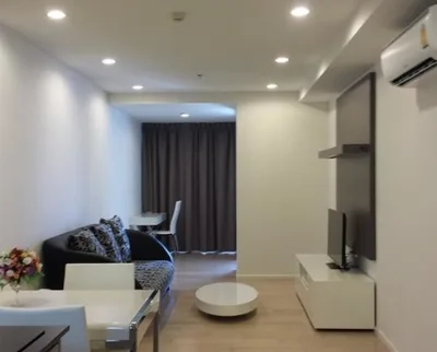 15 Sukhumvit Residences