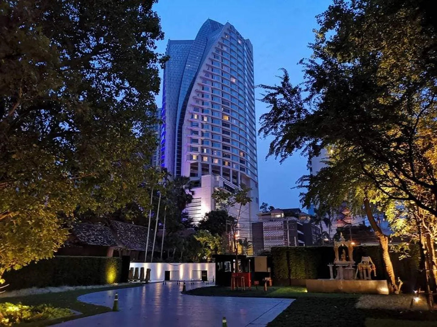 Ashton Asoke — photo 17