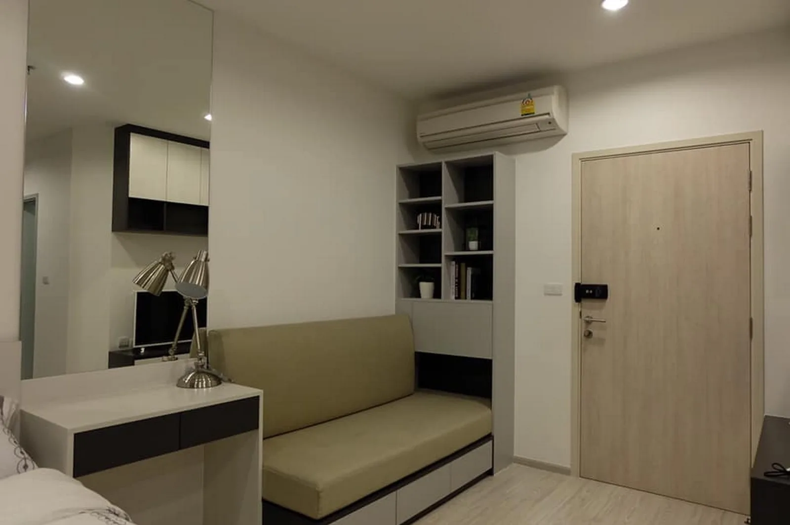 Ideo Mobi Sukhumvit Eastgate — photo 11