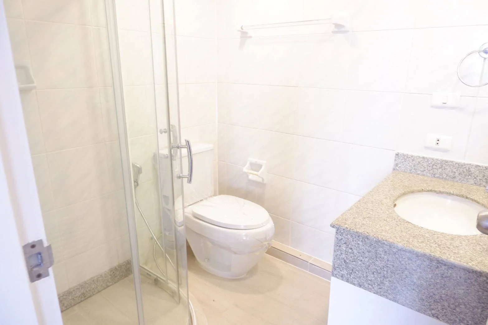 Omni Tower Sukhumvit Nana — photo 10