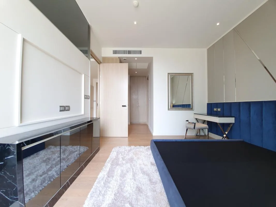 Magnolias Waterfront Residences — photo 10