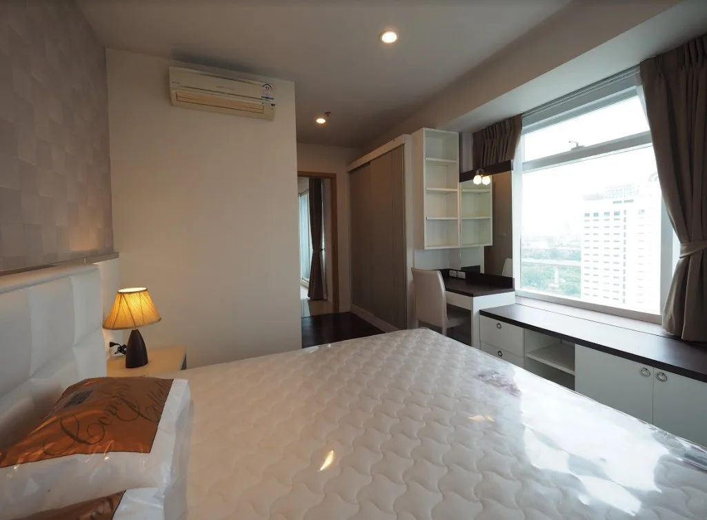 Circle Condominium — photo 4