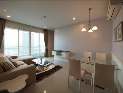 Circle Condominium