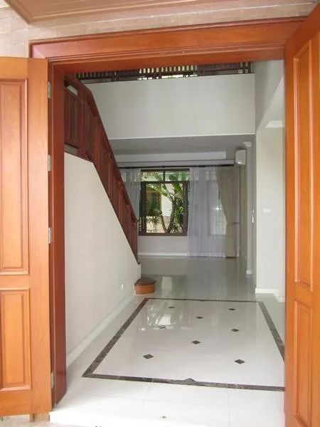 Moobaan Narasiri Pattanakarn-srinakarindra — photo 11