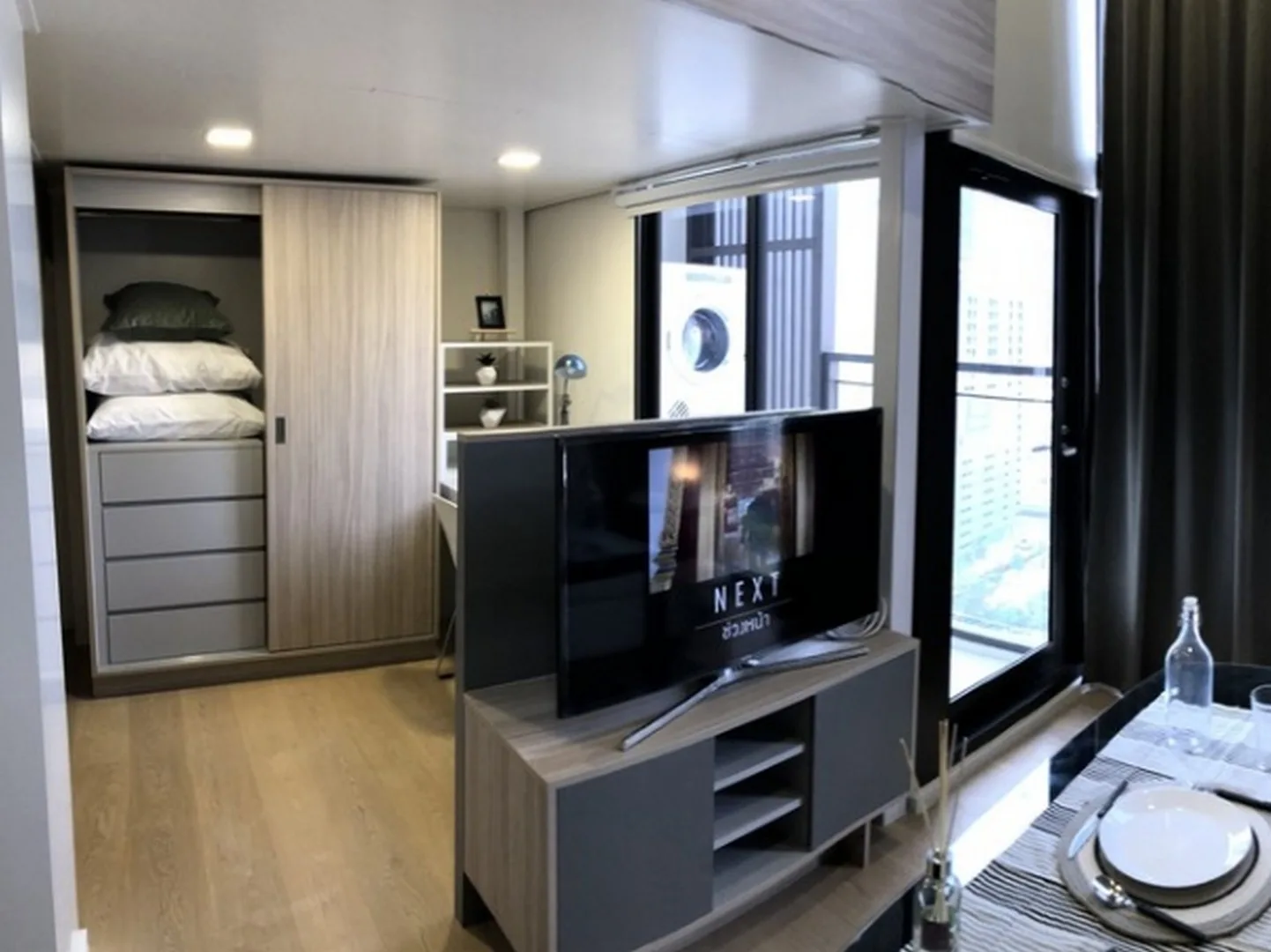Chewathai Residence Asoke — photo 1