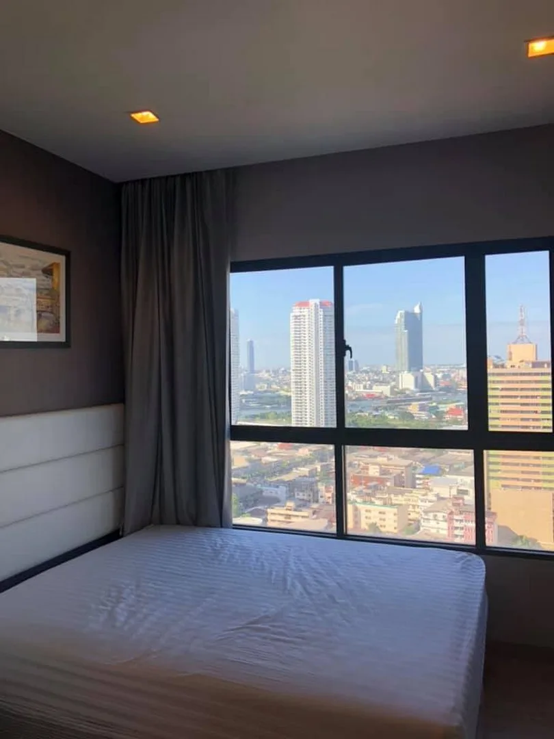 Urbano Absolute Sathon - Taksin — photo 1
